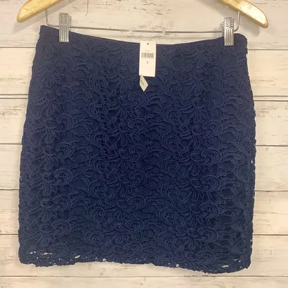 Banana Republic Eyelet Navy Blue Skirt Size 2 - Picture 1 of 7